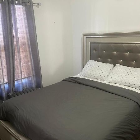 Three Bed One Bath Apt 25 Mins To Nyc Belleville Buitenkant foto